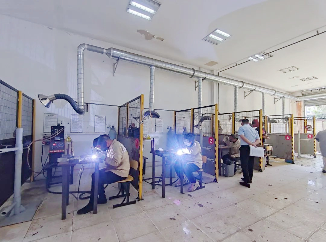 上海短期电焊培训班，氩弧焊如何焊接